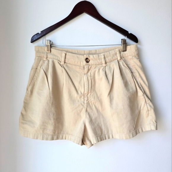 Free People Biie Chino Shorts Beige Tan Cotton Size 12 M Waist 17" - Picture 1 of 6
